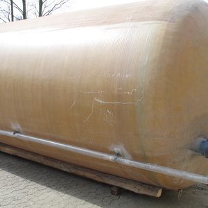 16000 liters glasfiber tank med røreværk